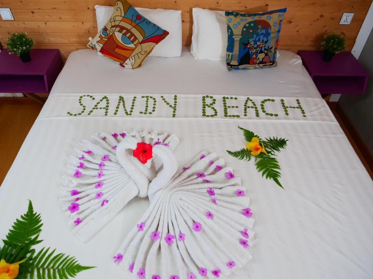 Sandy Beach Bungalows By Ehm Rongszanlöm-sziget Kültér fotó