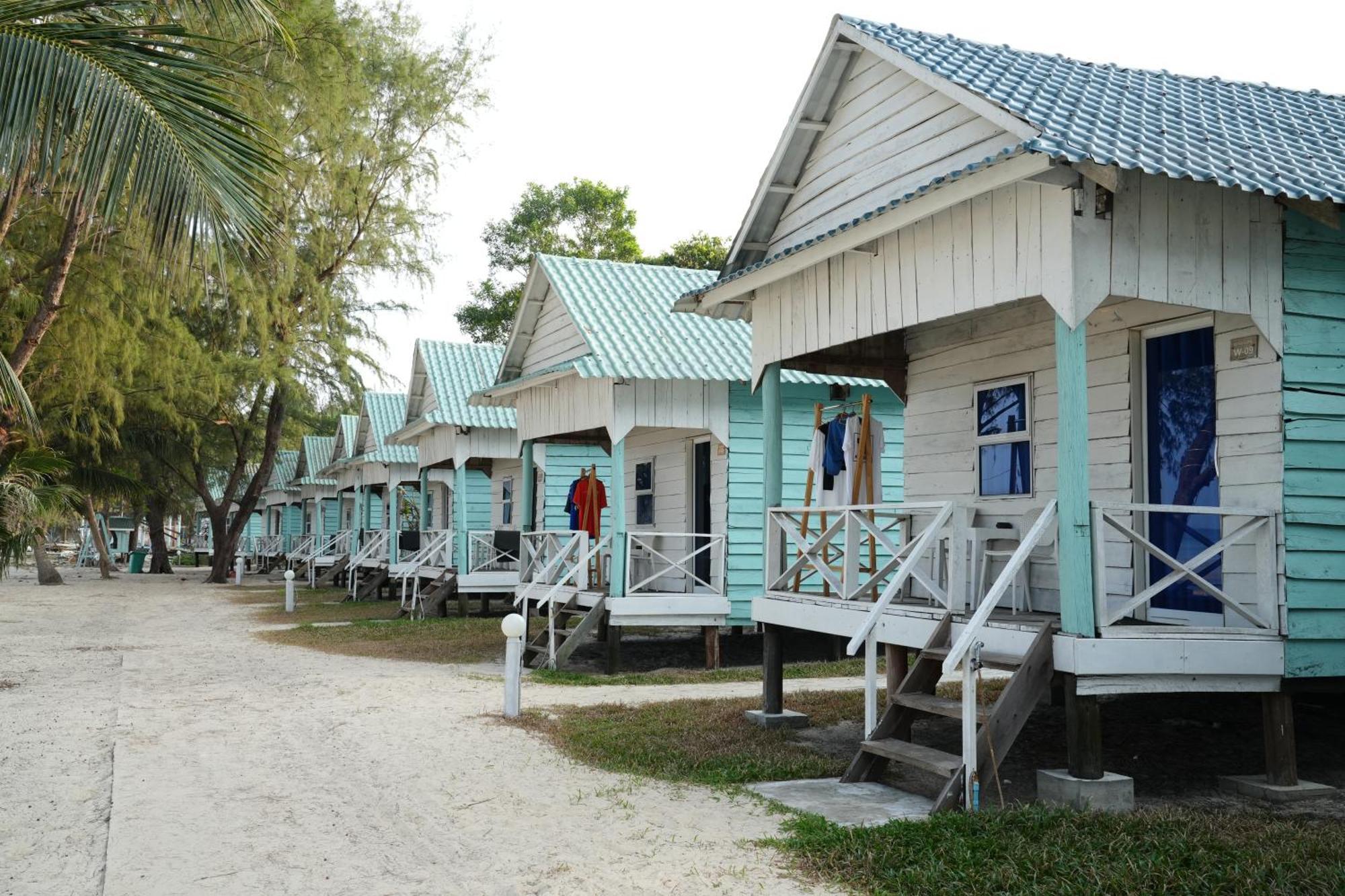 Sandy Beach Bungalows By Ehm Rongszanlöm-sziget Kültér fotó